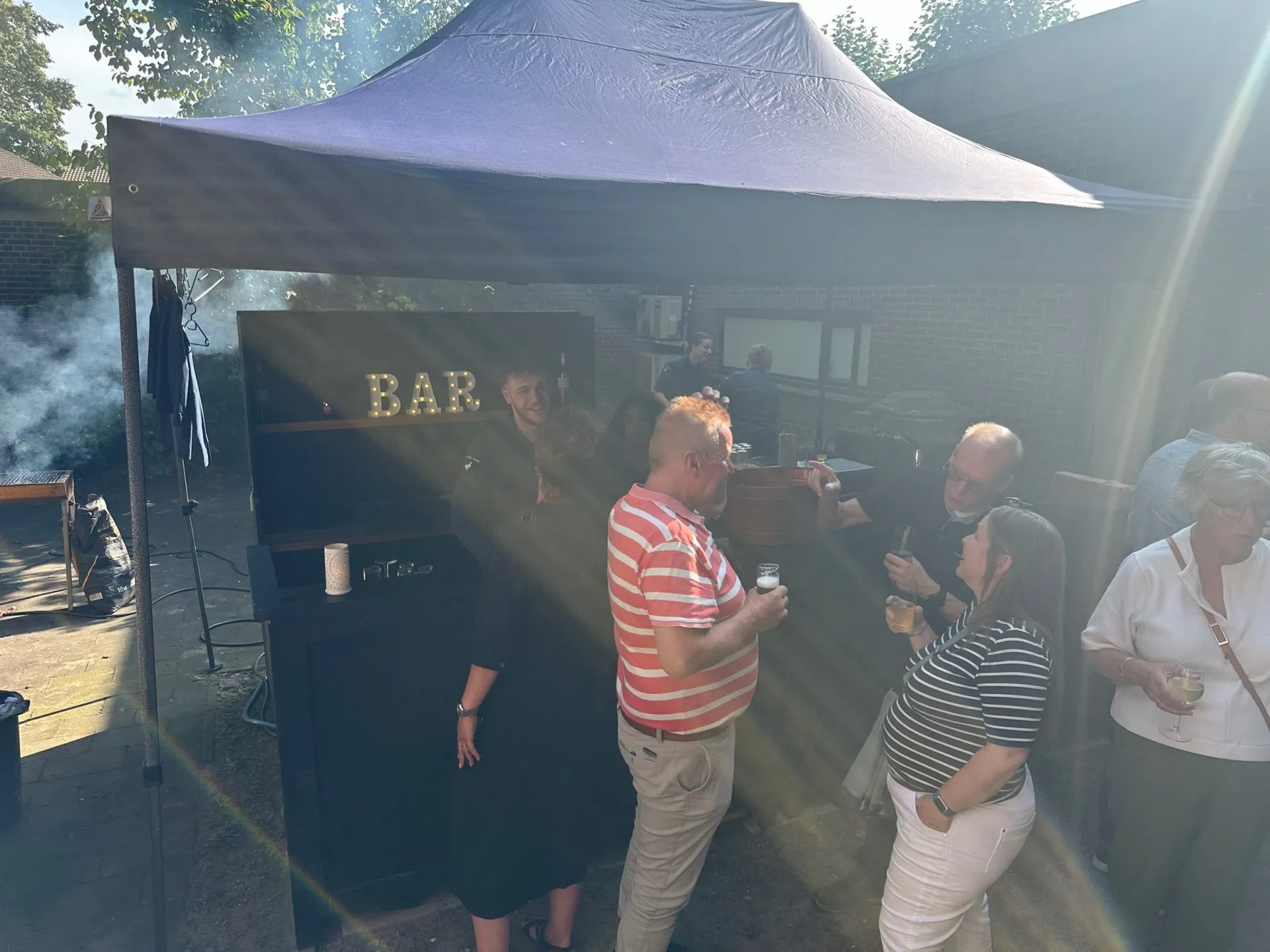 De bar van De Gulle Gans tijdens een feest