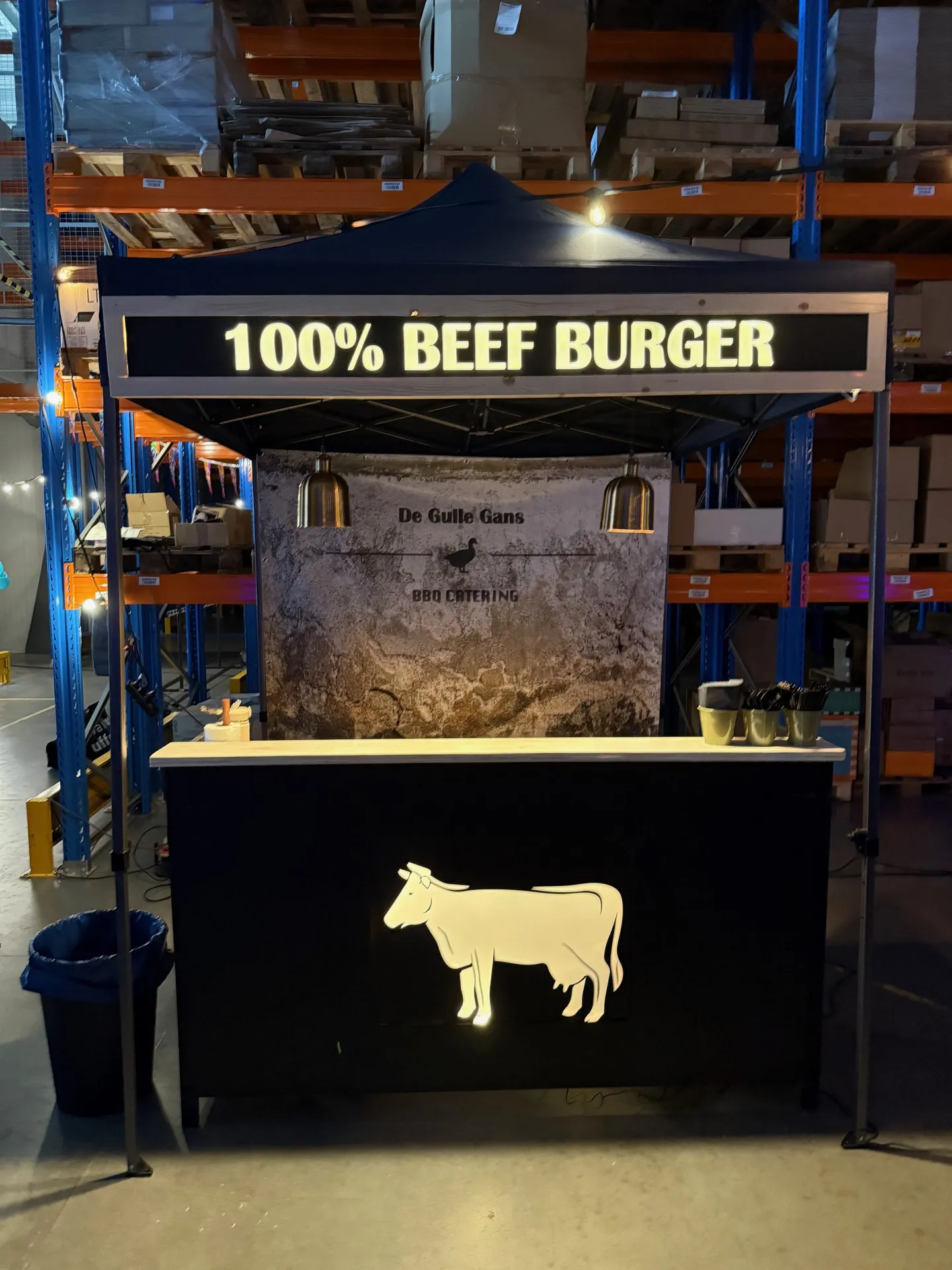 Burgerstand van De Gulle Gans op een bedrijfsevenement