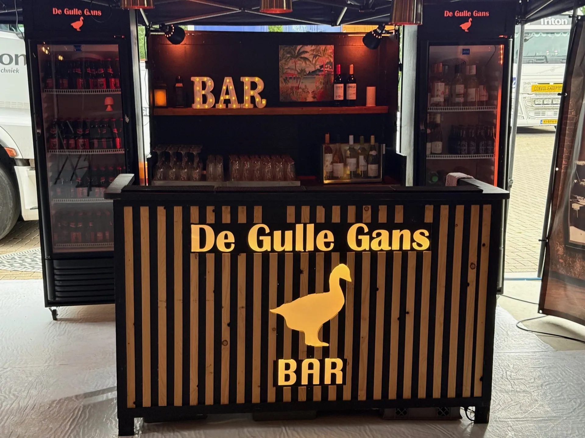 De mobiele bar van De Gulle Gans