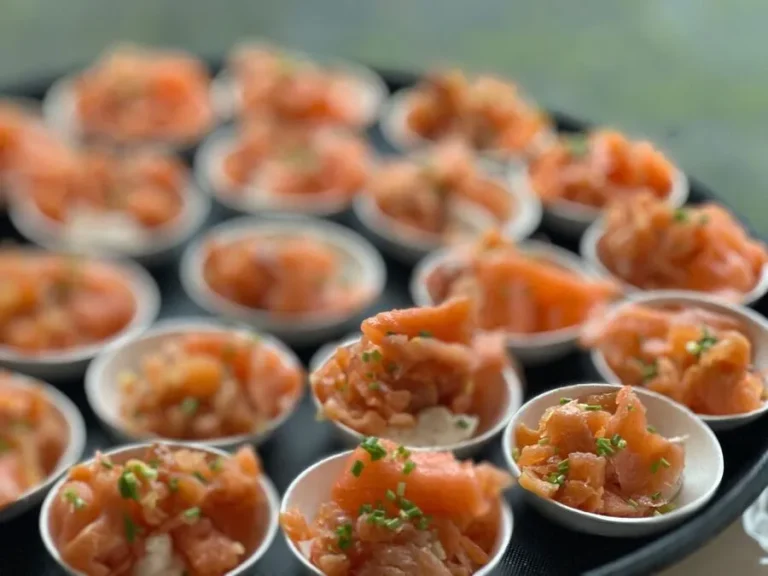 Zalm in kommetjes